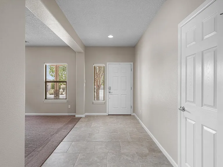 224 Valle Alto Dr NE — Photo 7