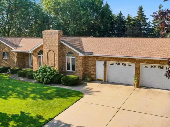 1702 Rusk St, De Pere, WI 54115