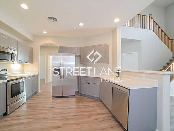 5th image of 29992 N 121st Ln