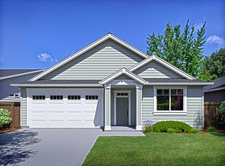 225 NE Hill Way, Estacada, OR 97023