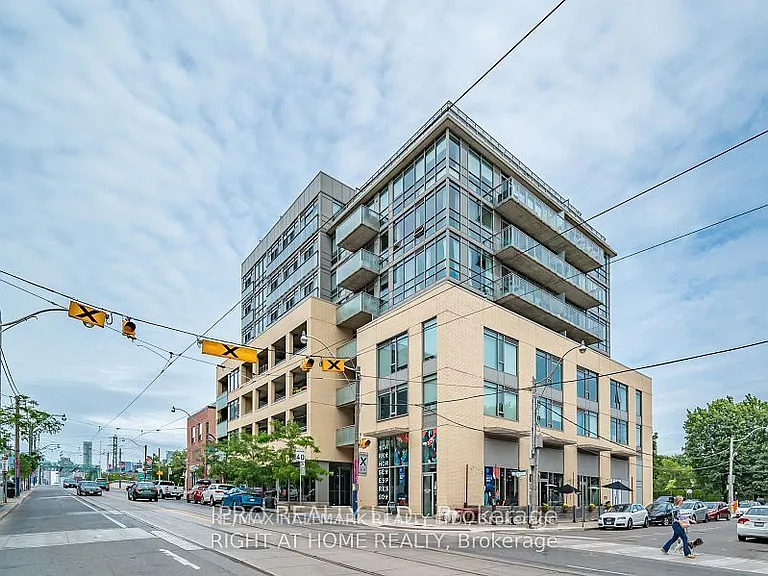 630 Queen St E #413 — Photo 1