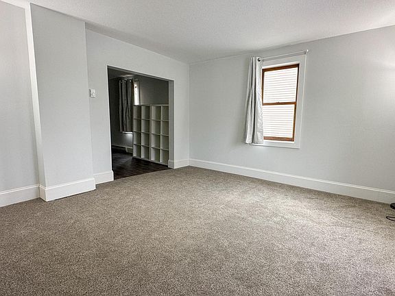 2nd image of 736 18th Ave S