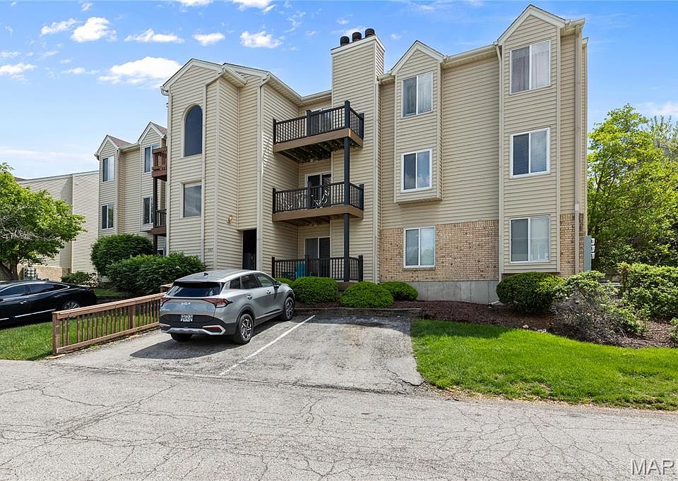 1st image of 2345 Sandalwood Creek Ct APT D