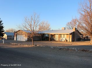 5205 Hallmarc Dr, Farmington, NM 87402
