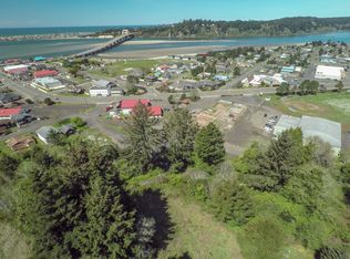 215 Northeast Willow, Waldport, OR 97394