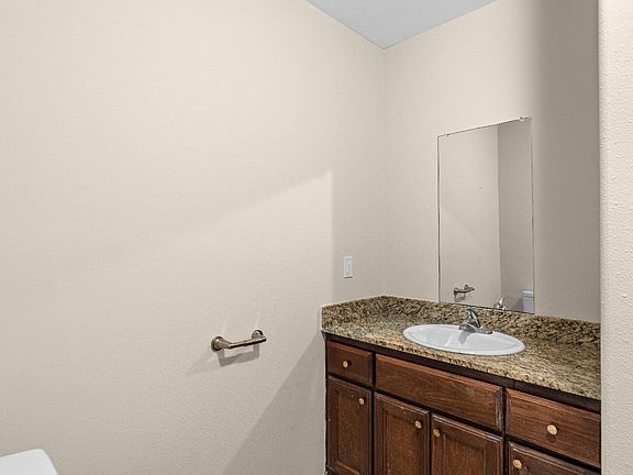 2nd image of 1750 Illinois Ave #K4