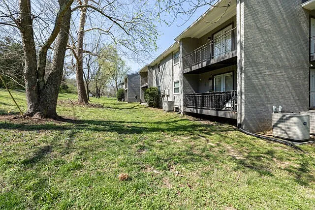 Sycamore Villas — Photo 38