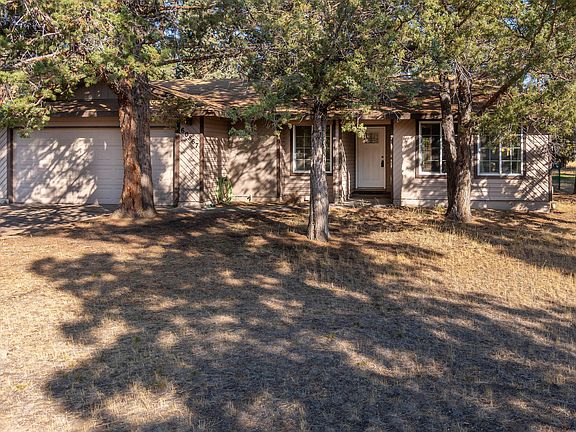 2nd image of 60867 SE Windsor Dr