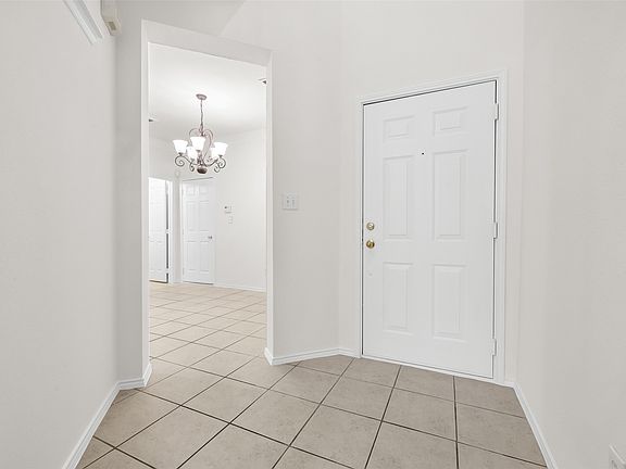 3rd image of 8524 Heather Ridge Dr