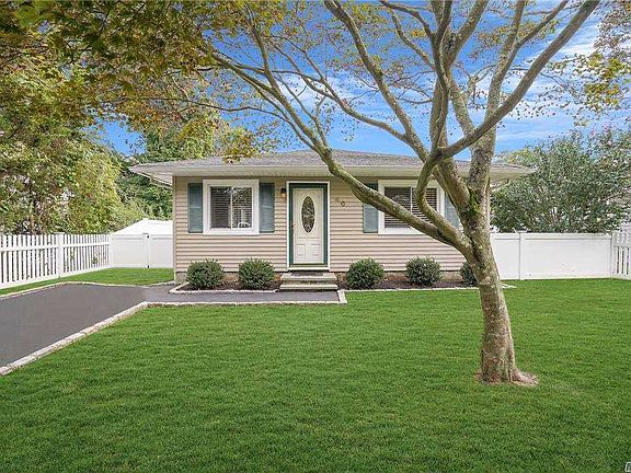 2nd image of 40 Harrison Dr