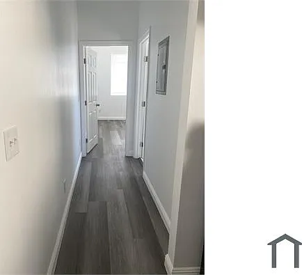 1 bed, 400 sqft, $2,385 — Photo 3