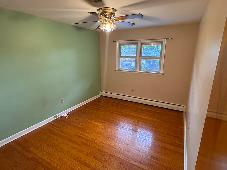 Bedroom #2 - 1/2