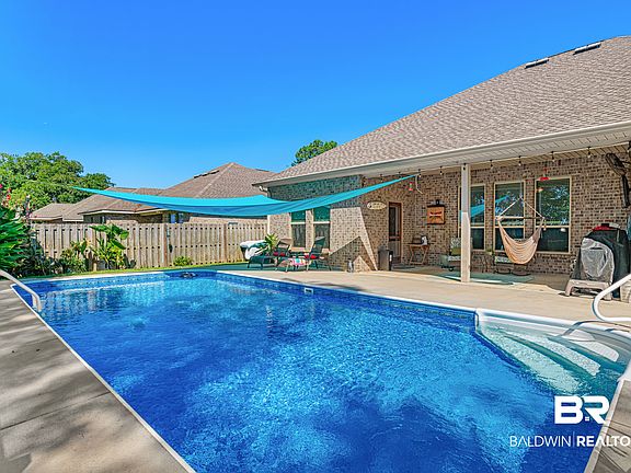 2nd image of 908 Dalton Cir