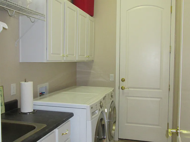 5745 E Sunset Point Dr — Photo 41