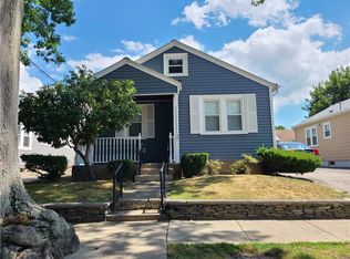 30 Iona St, Providence, RI 02908