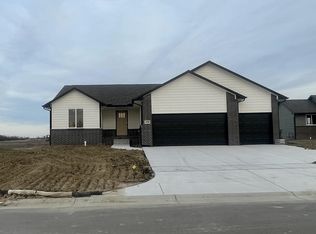 1536 N Quince Ct, Andover, KS 67002
