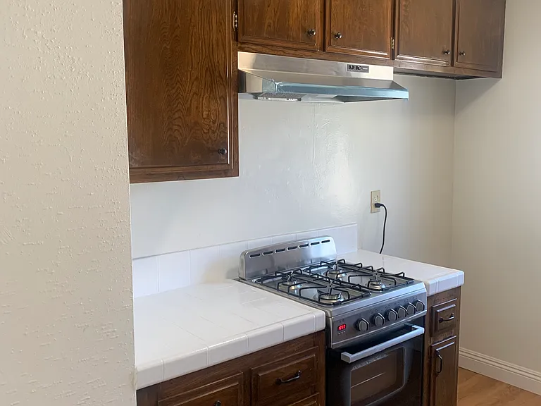 3322 Bagley Ave #4 — Photo 3