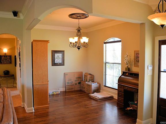 5th image of 4247 Parkridge Dr