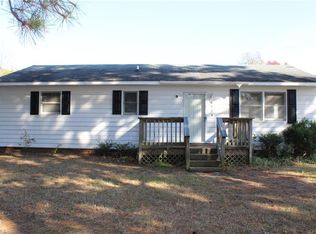 6401 Vineyard Ct, Pleasant Garden, NC 27313