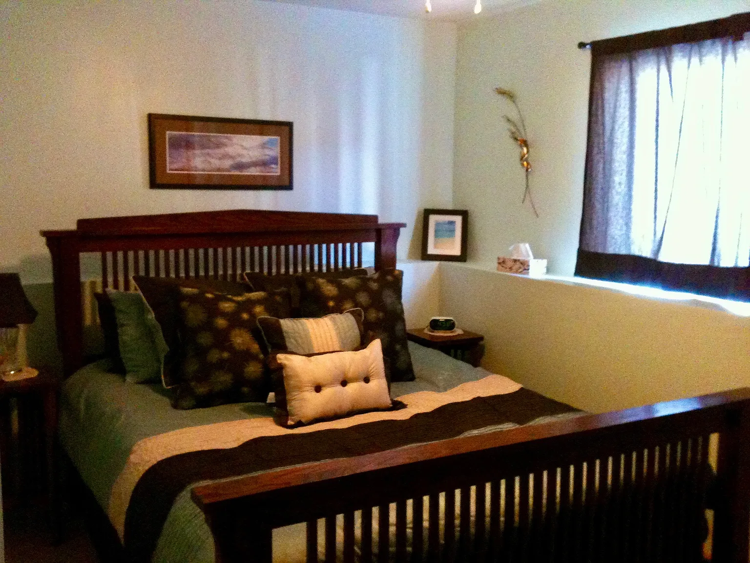 5 bed, 2216 sqft, $2,900 — Photo 3
