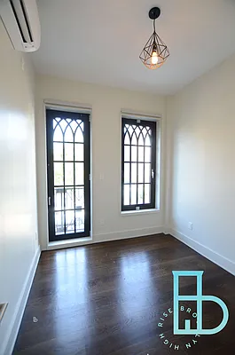 Rented by Miron Realty Group | media 14