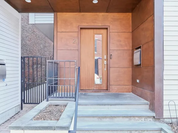 21 Oak St #1, Charlestown, MA 02129