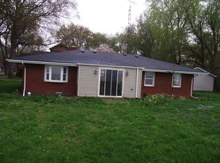 2065 Blanche Dr, Oregon, OH 43616