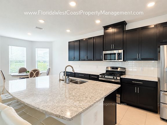 2nd image of 6394 Grandview Hill Ct