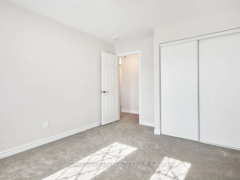 221 Merak Way — Photo 29