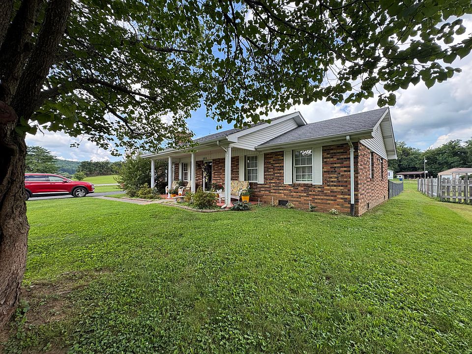 1st image of 755 Barnesburg Rd