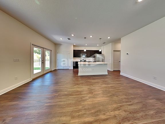 5th image of 27280 Saint Andrews Ave