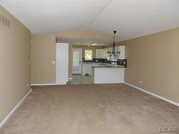 5th image of 2502 Stillwater Dr
