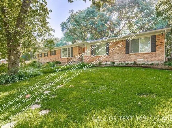 1001 Crestview Dr, Cedar Hill, TX 75104