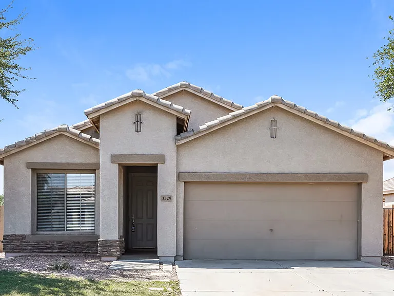 3329 E Powell Ct — Photo 1