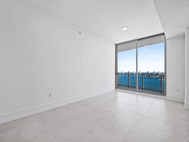 220 Lake Shore Dr #1706 — Photo 11