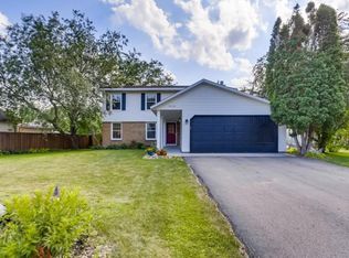 9020 Jasmine Ave S, Cottage Grove, MN 55016