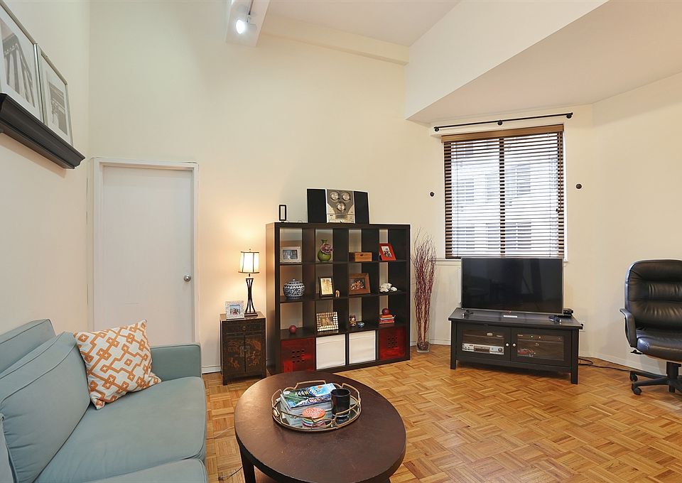 1st image of 310 E 46th St APT 8W