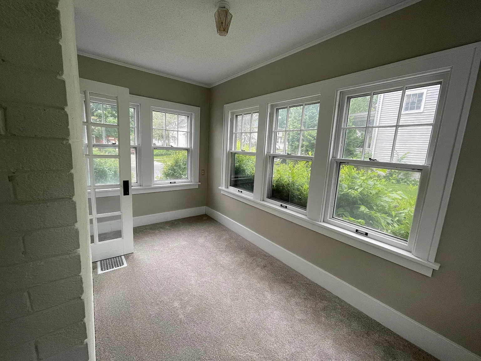 2209 Iowa Street - 1 — Photo 4