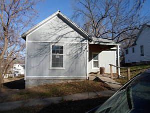 1st image of 819 Richardson St