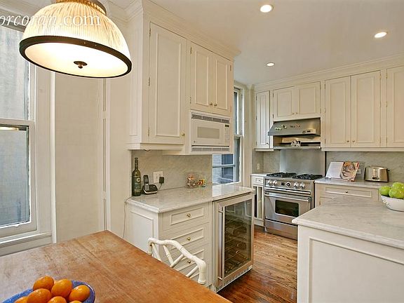 4th image of 108 E 82nd St APT 3A