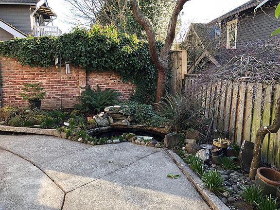 Backyard. Entrance to Unit is through the basement stairs in the back yard