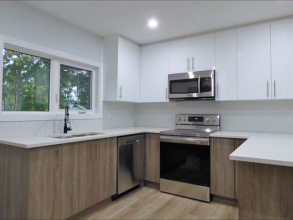 2nd image of 11723 133rd St NW