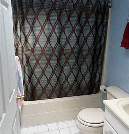 5th image of 548 Kenyon Ave Unit 24
