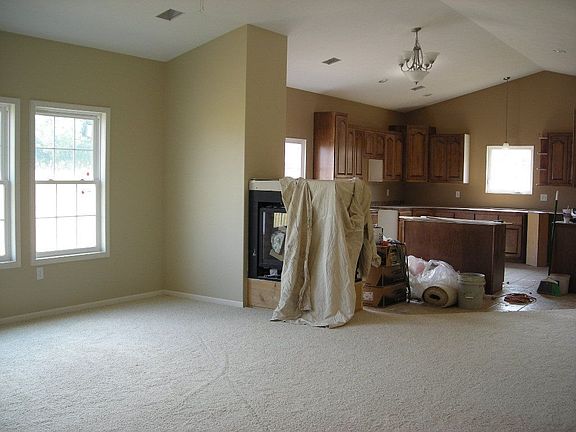 Living/Kitchen