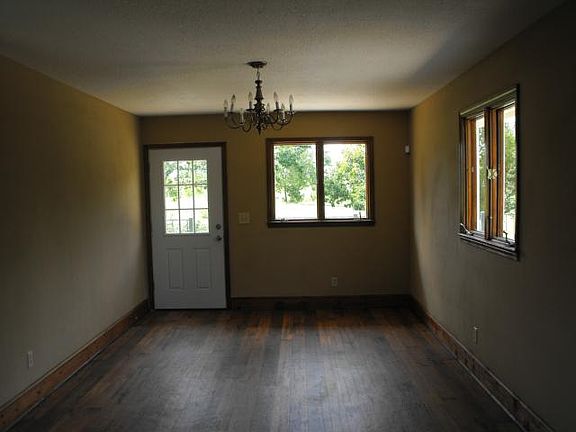 4th image of 20224 235th St