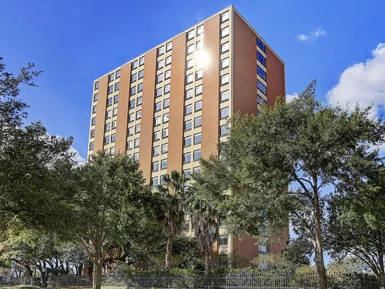 7520 Hornwood Dr #103 — Photo 23