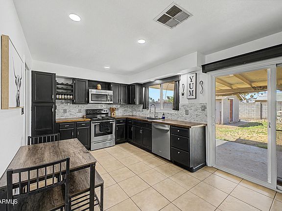 5th image of 1606 W ALAMO Drive