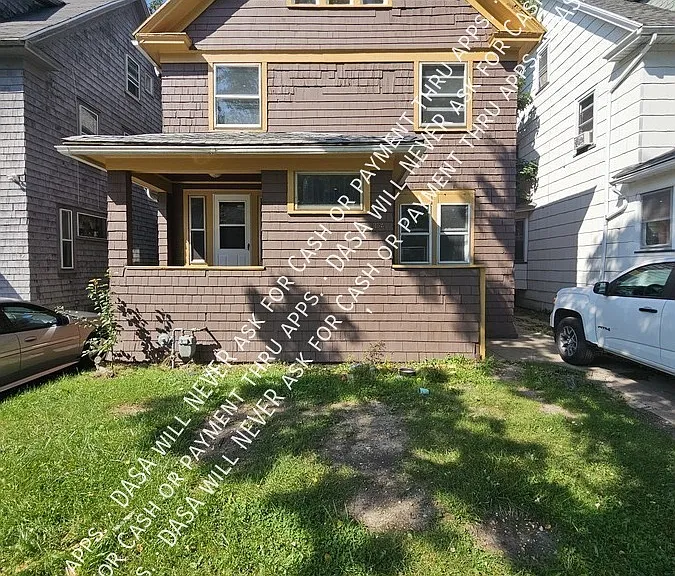 132 Anthony St — Photo 1