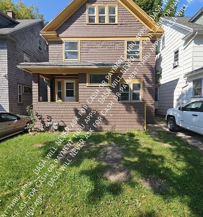 1st image of 132 Anthony St