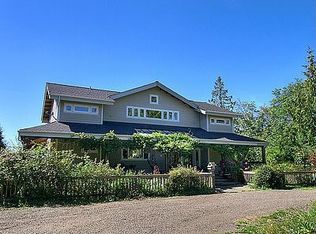 22213 Dewberry Rd NE, Indianola, WA 98342